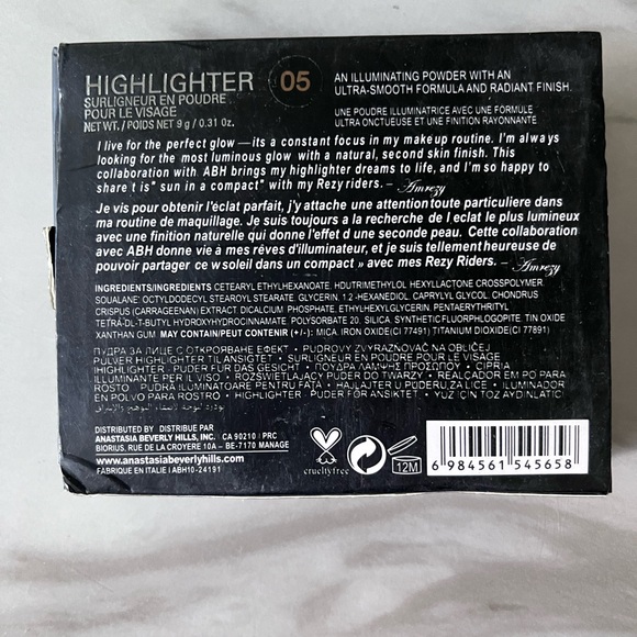 Anastasia Beverly Hills Radiant Glow Highlighter - Picture 3 of 3